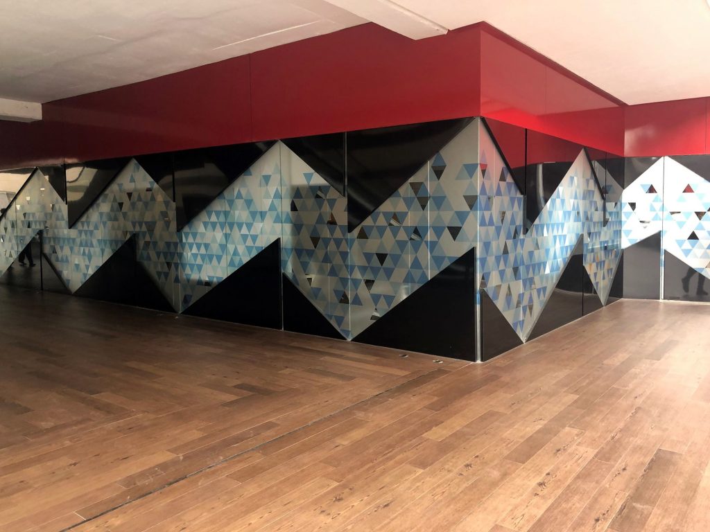 foto vinil esmerilado proyecto la tinta